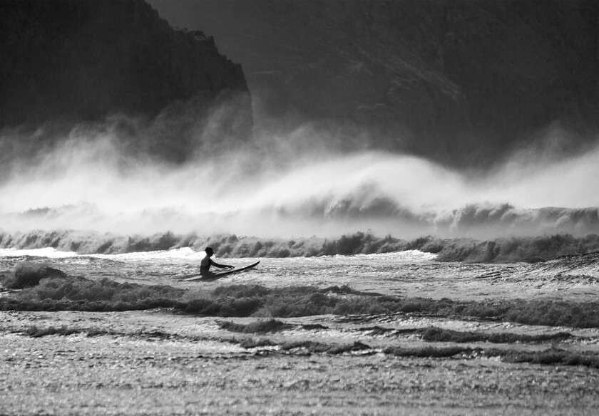 Storm Surfer